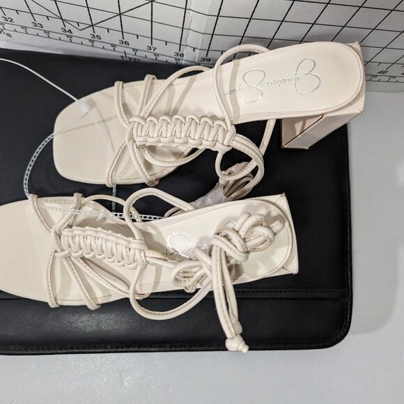 NEW Womens Jessica Simpson Size 8M Oversized Heeled Sandals Strappy LaceUp White - Picture 4 of 7